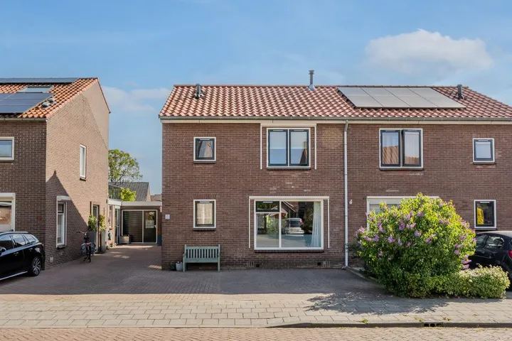 Twee-onder-één-kap te koop: Burg.van Sandickstraat 44, Nieuwleusen Noord Nieuwleusen