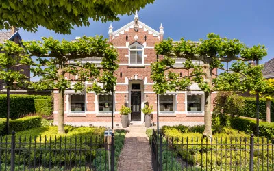 Vrijstaande woning te koop: Burg Letteweg 19, Oostvoorne