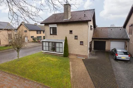 Twee-onder-één-kap te koop: Burg Maenenstraat 7, Elsloo Elsloo (Li)