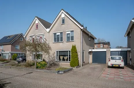 Tussenwoning te koop: Burg Vunderinkhof 14, Vorden Vorden