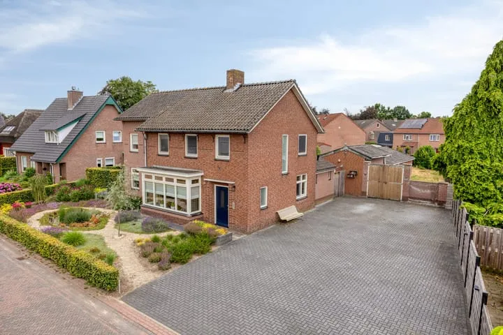 Vrijstaande woning te koop: Burgem Moorenstraat 24, Haps kern Haps