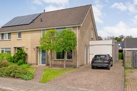 Twee-onder-één-kap te koop: Burgemeester Brouwerstraat 11, Ruinerwold Ruinerwold