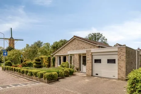 Vrijstaande woning te koop: Burgemeester C Koertstraat 37, Wolphaartsdijk Wolphaartsdijk