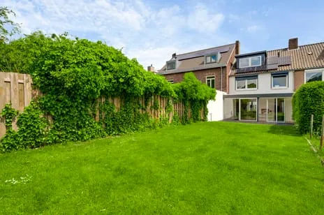 Tussenwoning te koop: Burgemeester Ceulenstraat 92, Villapark Maastricht
