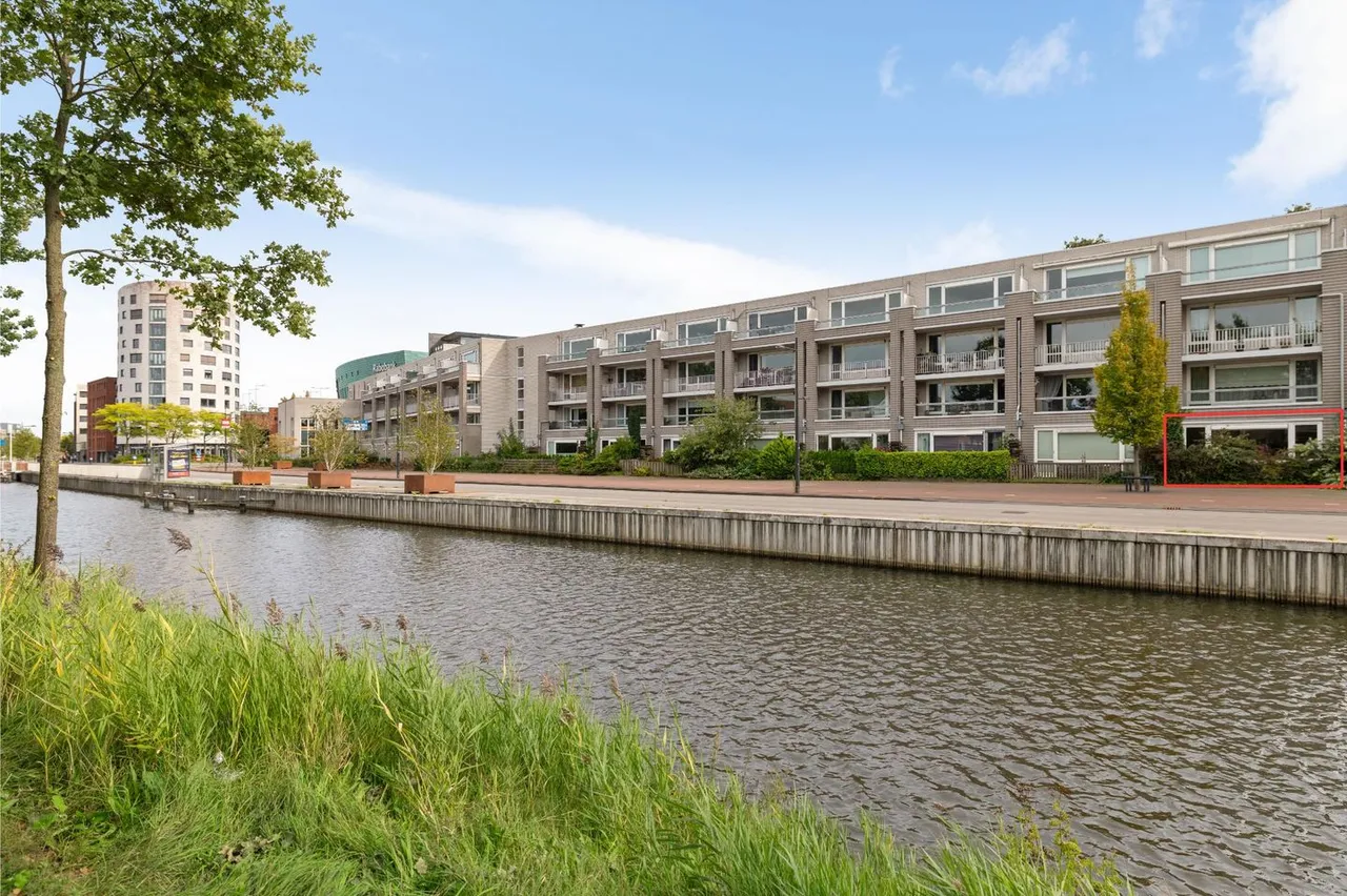 Appartement te koop: Burgemeester de Dreuplein 106, Assen