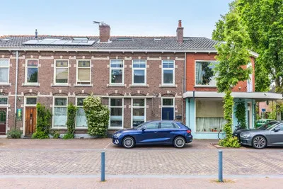 Tussenwoning te koop: Burgemeester De Withstraat 30, De Bilt Oost De Bilt