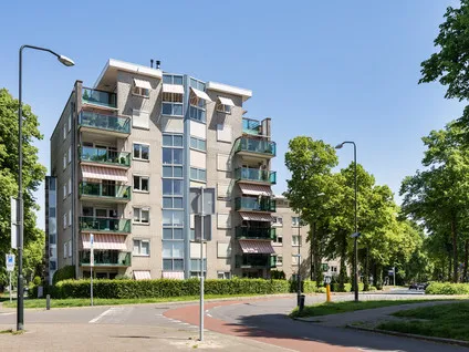 Appartement te koop: Burgemeester Des Tombeplein 99, Sprengenweg-Noord Apeldoorn