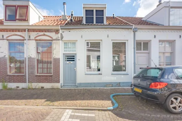 Tussenwoning te koop: Burgemeester Dregmansstraat 14, 't Zand Middelburg