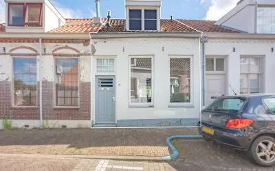 Tussenwoning te koop: Burgemeester Dregmansstraat 14, 't Zand Middelburg