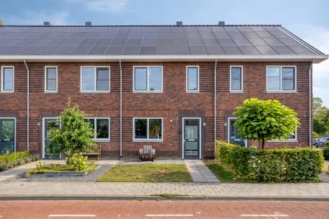 Tussenwoning te koop: Burgemeester Galleestr 77, Vorden Vorden