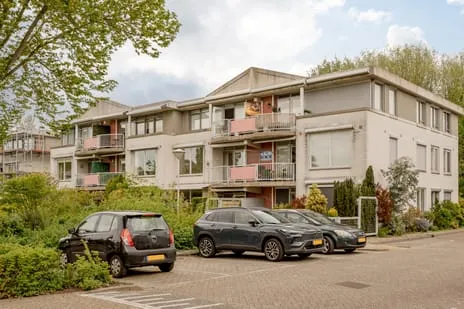 Apartment for sale: Burgemeester Geertsemalaan 58, Groot Deijleroord en Ter Weer Wassenaar