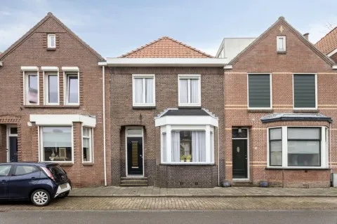 Tussenwoning te koop: Burgemeester Geillstraat 40, Binnenstad-Java Terneuzen
