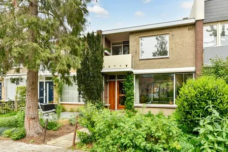 Tussenwoning te koop: Burgemeester Haspelslaan 212, Elsrijk Oost Amstelveen