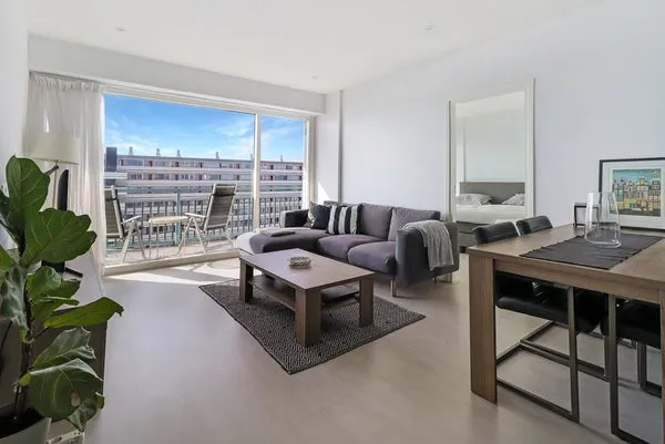 Appartement te huur: Burgemeester Hogguerstraat 737, Noordoever Sloterplas Amsterdam