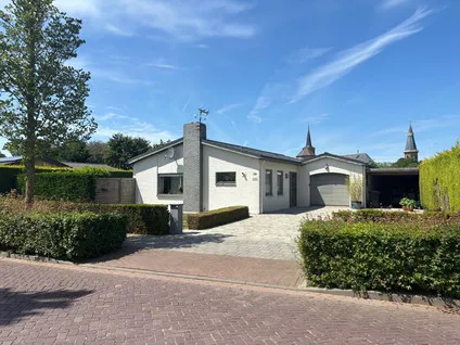 Vrijstaande woning te koop: Burgemeester J.C. Everaarslaan 30, Groede Groede