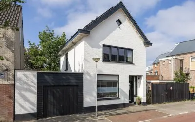 Vrijstaande woning te koop: Burgemeester Jacobsstraat 22, Boswinkel-De Braker Enschede