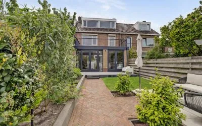 Tussenwoning te koop: Burgemeester Kampschöerstraat 66, Zwartenhoek Monster
