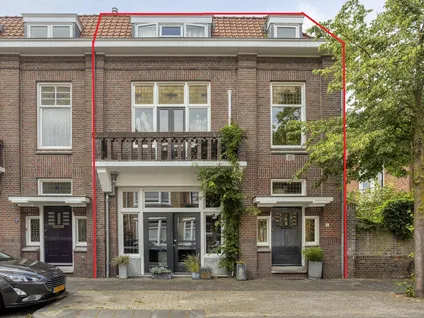 Corner house for sale: Burgemeester Mathonstraat 2, Vestinggronden-Noord Bergen Op Zoom