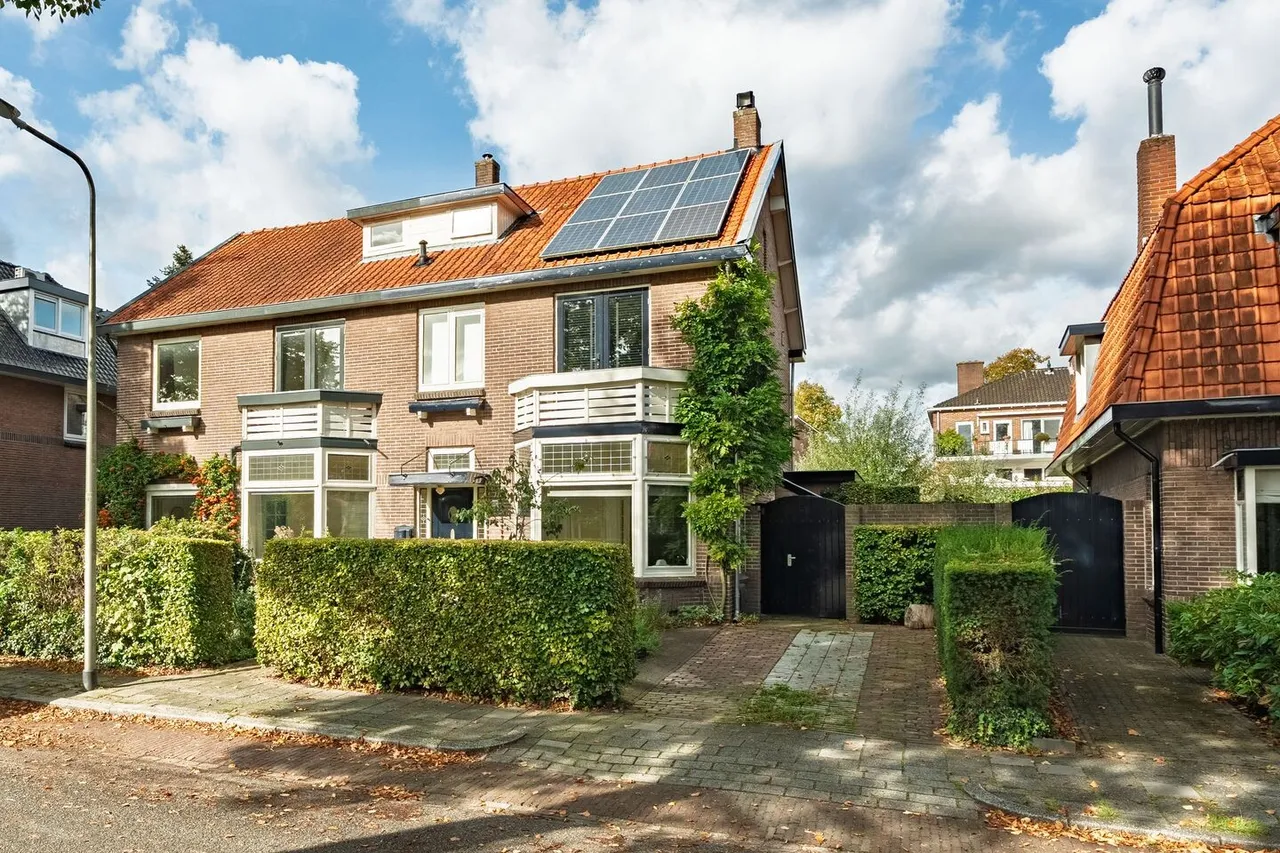 Twee-onder-één-kap te koop: Burgemeester Patijnlaan 102, Zeist