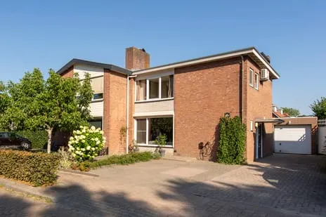 Twee-onder-één-kap te koop: Burgemeester Philipsenstraat 35, Burgemeesters Goirle