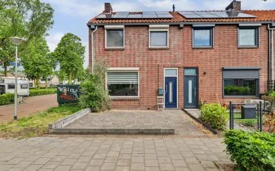 Hoekwoning te koop: Burgemeester Ploegmakerslaan 81, Vlashoek Oss