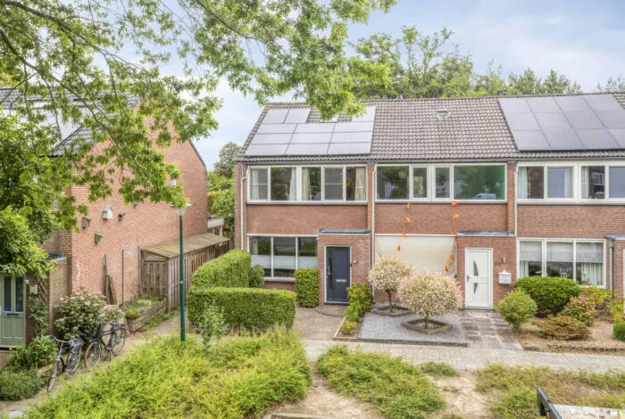 Corner house for sale: Burgemeester Raijmakerslaan 21, Esterveld Grave