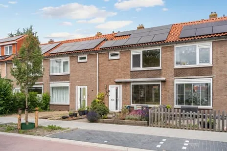 Terraced house for sale: Burgemeester Schaapstraat 6, Snuiverbuurt Krommenie