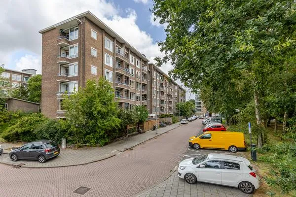Appartement te koop: Burgemeester Stulemeijerlaan 75, Wibautbuurt Schiedam