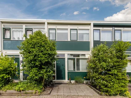 Tussenwoning te koop: Burgemeester Timmermanslaan 95, Harmelen-Zuid (dorp) Harmelen