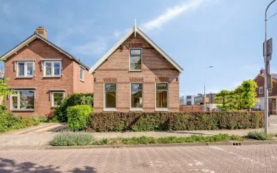 Vrijstaande woning te koop: Burgemeester van der Willigenstraat 18, Koninginnenbuurt Lekkerkerk