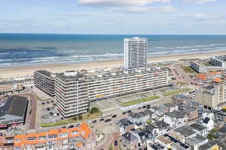 Appartement te koop: Burgemeester van Fenemaplein 23, Boulevard Midden Zandvoort