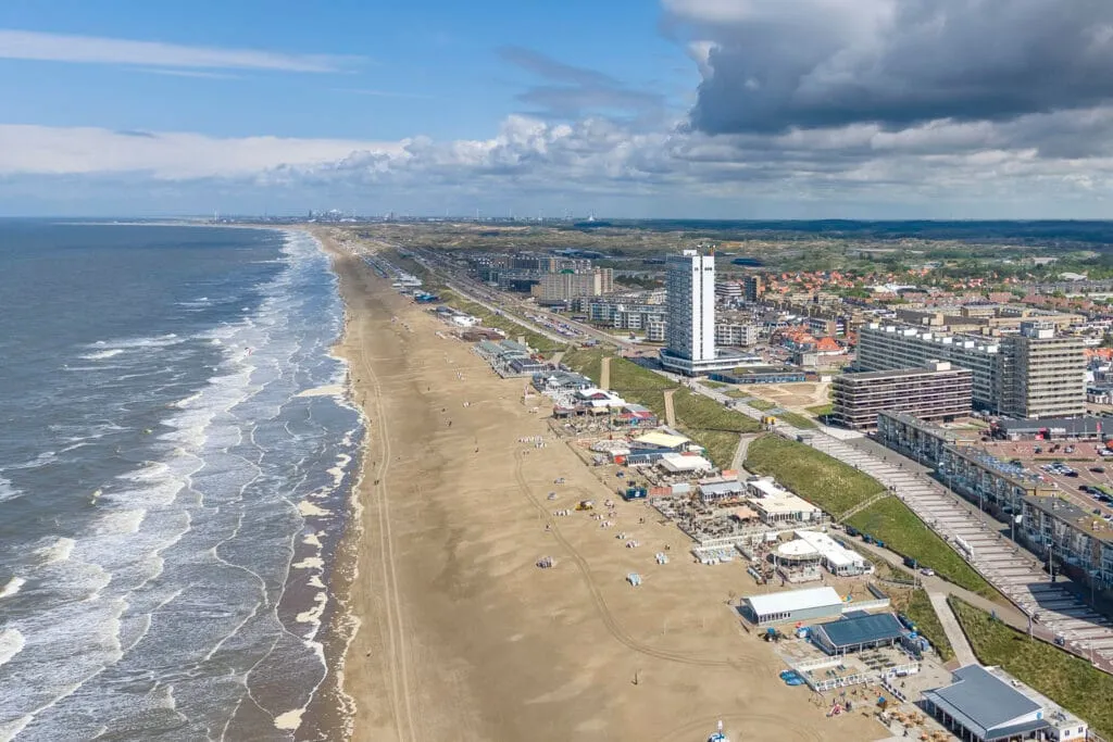 Appartement te koop: Burgemeester van Fenemaplein 2A1704, Zandvoort