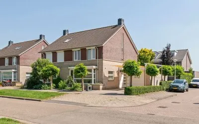 Hoekwoning te koop: Burgemeester van Mourikstraat 3, Beusichem Beusichem