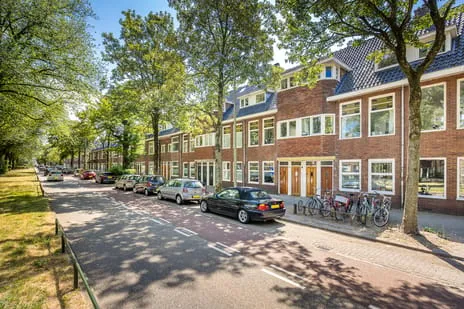 Appartement te koop: Burgemeester van Tuyllkade 114, Elinkwijk en omgeving Utrecht