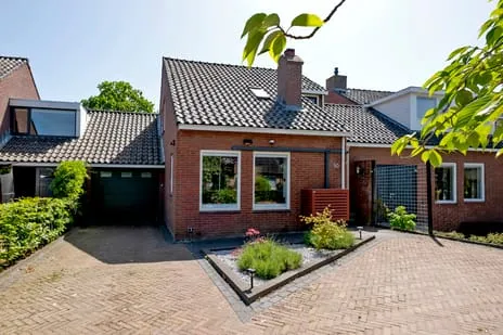 Tussenwoning te koop: Burgemeester van Waninglaan 90, Rodenburg en omgeving Leek