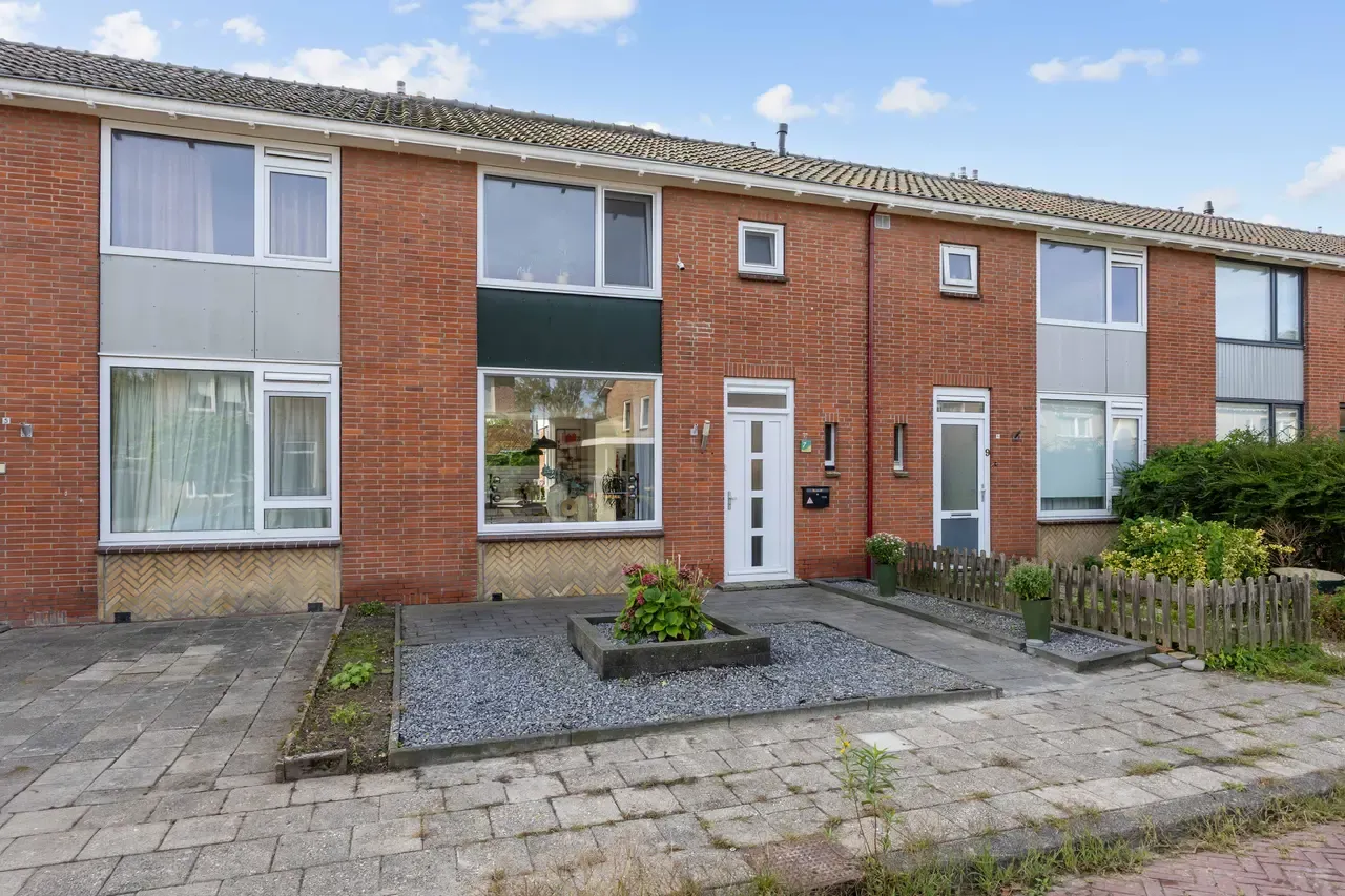 Tussenwoning te koop: Burgemeester Westerhuisstraat 7, Franeker