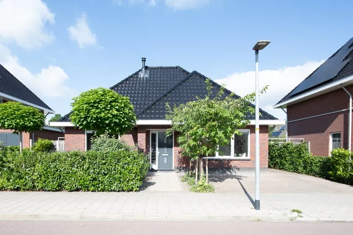 Detached house for sale: Burgemeester Zijpstraat 4, Midwoud Centrum Midwoud