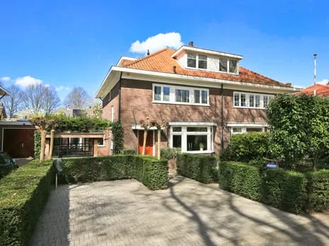 Tussenwoning te koop: Burgemeester Amersfoordtlaan 43, Badhoevedorp Centrum Badhoevedorp