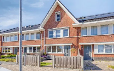 Tussenwoning te koop: Burgemeester Avisstraat 38, Midwoud Centrum Midwoud