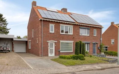 Tussenwoning te koop: Burgemeester Beenenstraat 25, Herten Herten