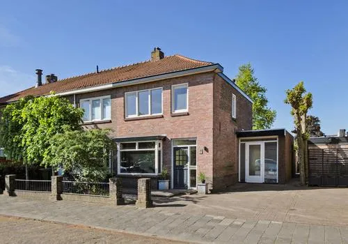 Hoekwoning te koop: Burgemeester Buijsenstraat 7, Blauwe Kei Breda