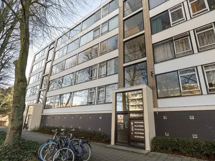 Appartement te koop: Burgemeester Caan van Necklaan 203, Leidschendam