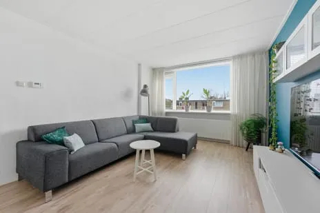 Appartement te koop: Burgemeester Crezéestraat 41, Oost Ridderkerk