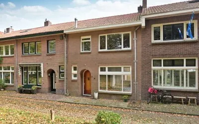 Tussenwoning te koop: Burgemeester de Raadtsingel 4, Vesting Muiden Muiden