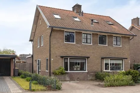 Twee-onder-één-kap te koop: Burgemeester Galleestr 52, Vorden Vorden