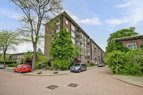 Studio for sale: Burgemeester Gijsenlaan 27, Wibautbuurt Schiedam