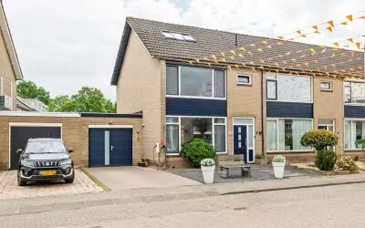 Tussenwoning te koop: Burgemeester Jonkersstraat 5, Beesd West Beesd