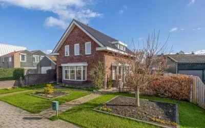 Vrijstaande woning te koop: Burgemeester Klinkhamerweg 24A, Zevenhuizen Bloemenbuurt Zevenhuizen