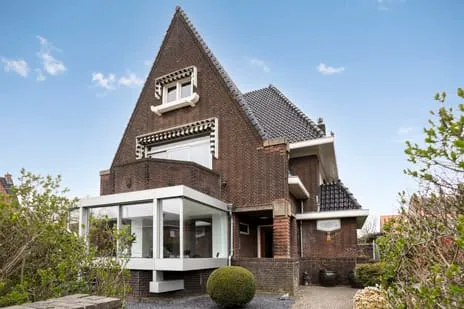 Vrijstaande woning te koop: Burgemeester Knappertlaan 134, Schrijversbuurt Schiedam