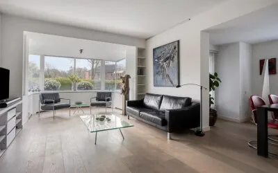 Vrijstaande woning te koop: Burgemeester Knappertlaan 134, Schrijversbuurt Schiedam